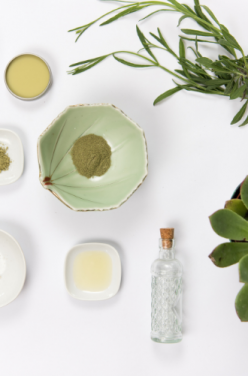 Des idées recettes pour vos cheveux aux poudres d&rsquo;ayurvéda